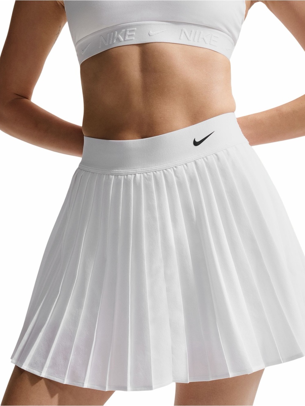 Nike women’s pleated tennis skirt XL